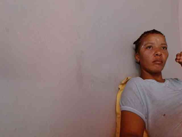 diamondboobs44dddx webcam