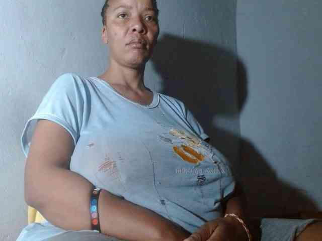 diamondboobs44dddx webcam