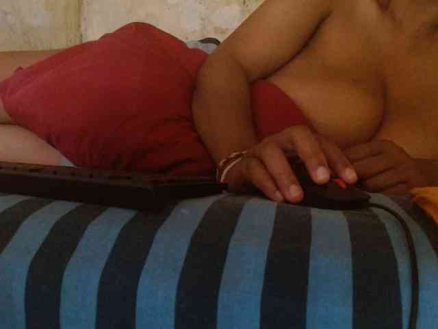 diamondboobs44dddx webcam