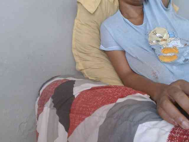 diamondboobs44dddx webcam