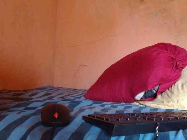 diamondboobs44dddx webcam