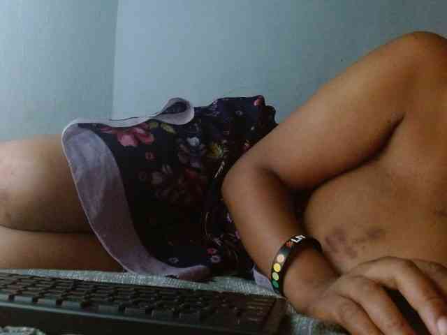 diamondboobs44dddx webcam