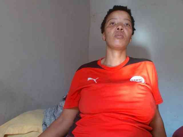 diamondboobs44dddx webcam