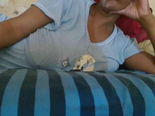 diamondboobs44dddx webcam