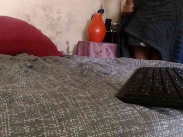 diamondboobs44dddx webcam