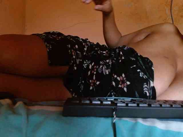 diamondboobs44dddx webcam