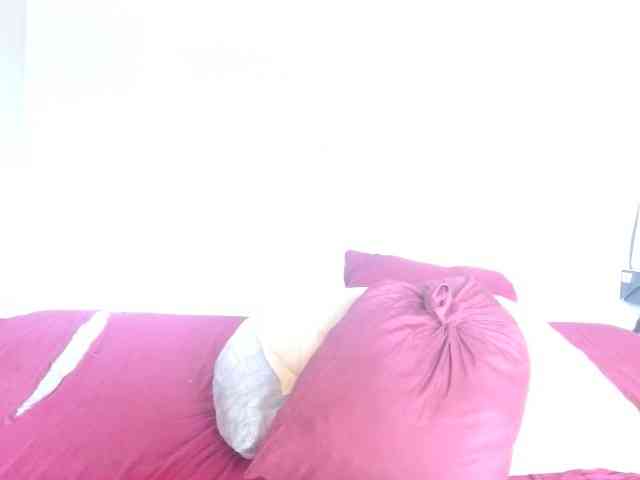 diamondboobs44dddx webcam