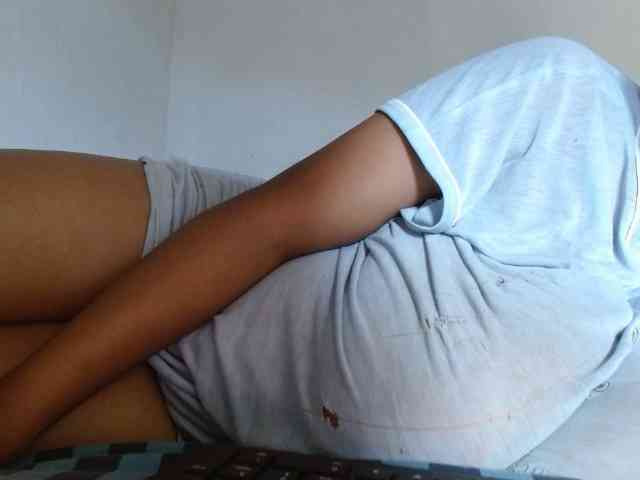 diamondboobs44dddx webcam