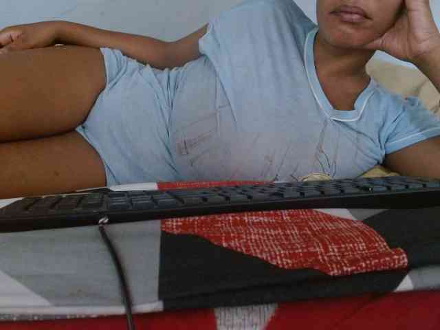 diamondboobs44dddx webcam