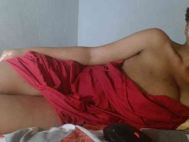 diamondboobs44dddx webcam