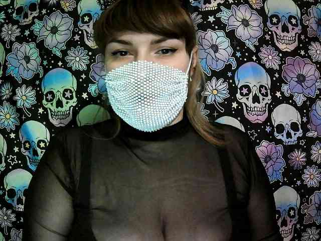 Zadira_Fox webcam