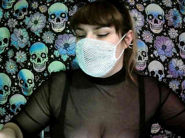 Zadira_Fox webcam