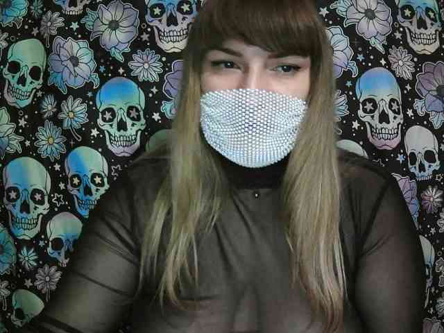 Zadira_Fox webcam