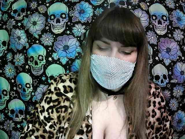 Zadira_Fox webcam