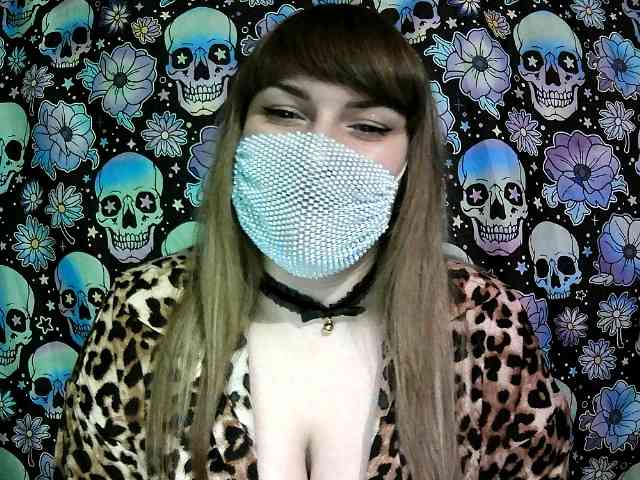 Zadira_Fox webcam