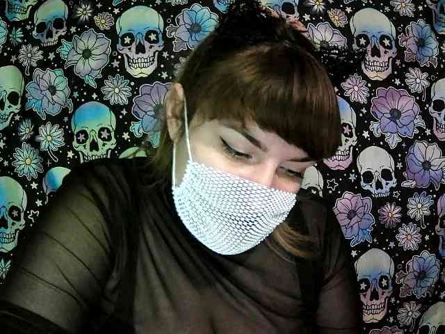 Zadira_Fox webcam