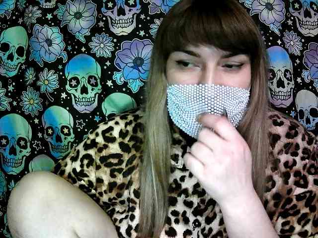 Zadira_Fox webcam