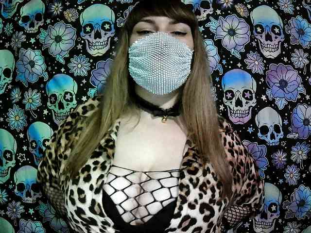 Zadira_Fox webcam