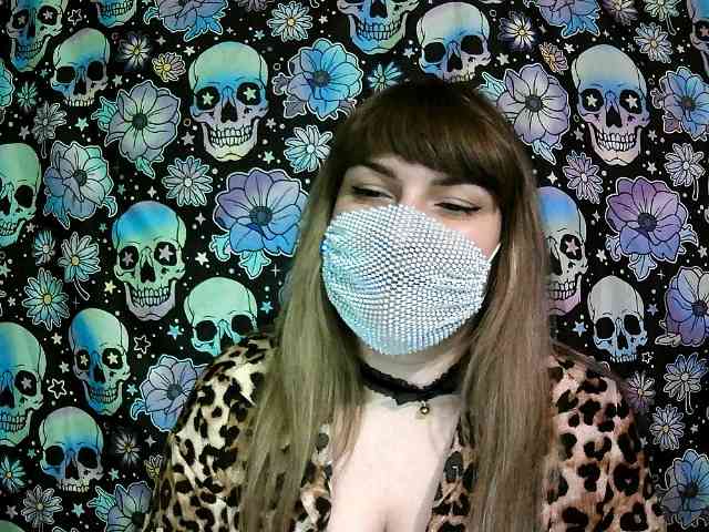 Zadira_Fox webcam