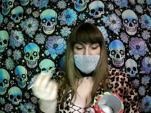 Zadira_Fox webcam