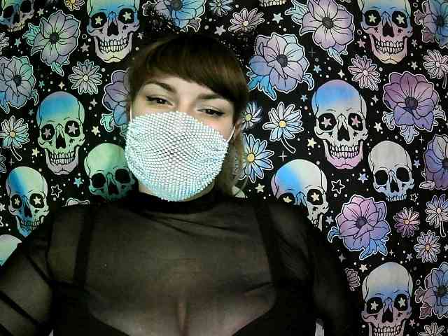 Zadira_Fox webcam