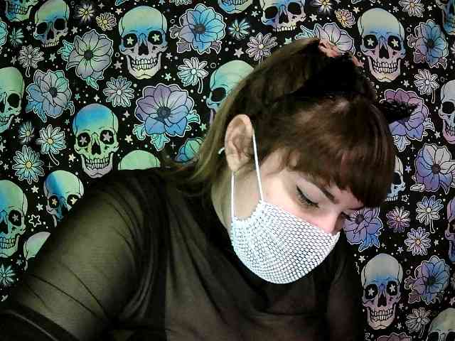 Zadira_Fox webcam