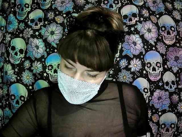 Zadira_Fox webcam