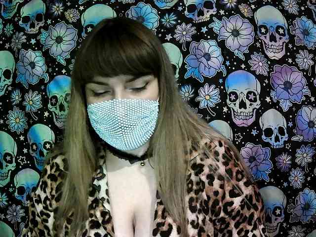 Zadira_Fox webcam