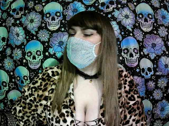 Zadira_Fox webcam