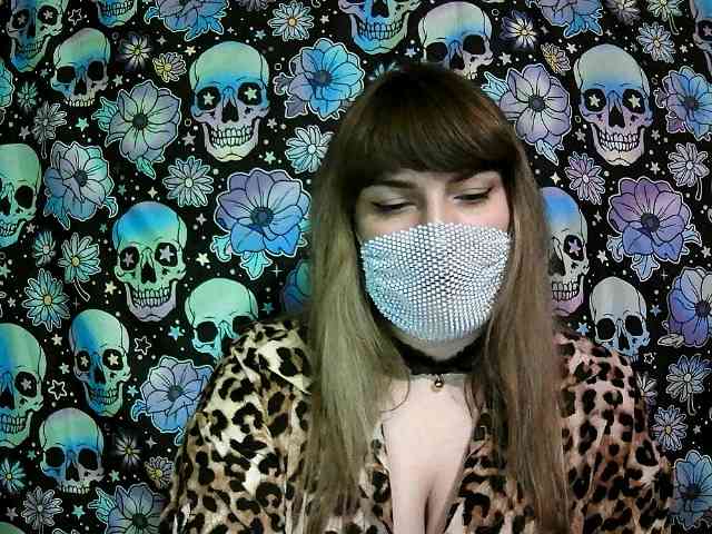 Zadira_Fox webcam