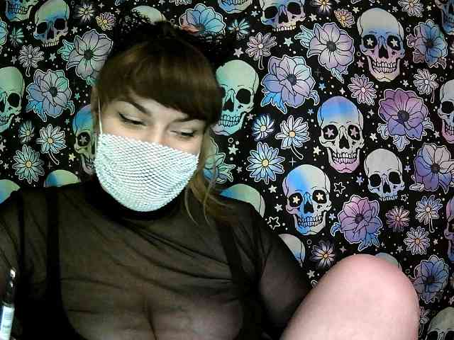 Zadira_Fox webcam