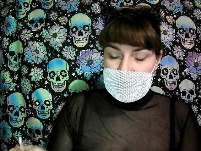 Zadira_Fox webcam