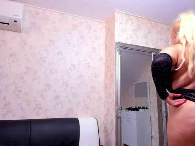 BelleInna webcam