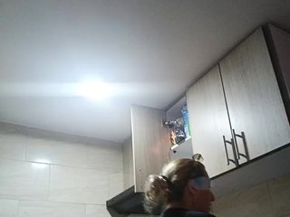 chrystal85 Porn Show