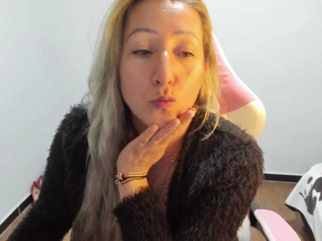  chrystal85 chat room