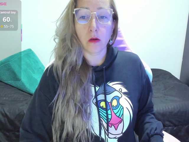 chrystal85's BongaCams show and profile