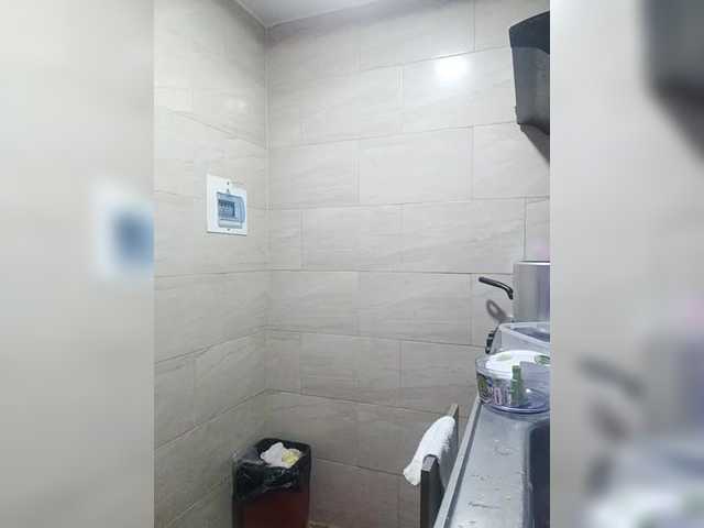 chrystal85's BongaCams show and profile