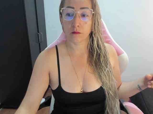 chrystal85 webcam