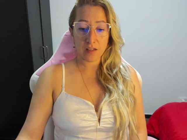 chrystal85 webcam