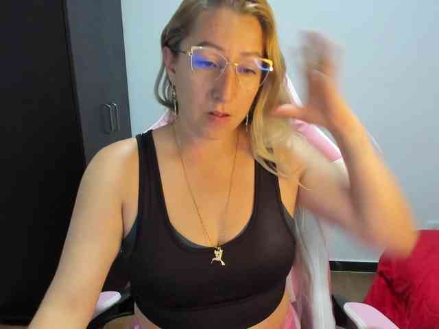 chrystal85 webcam