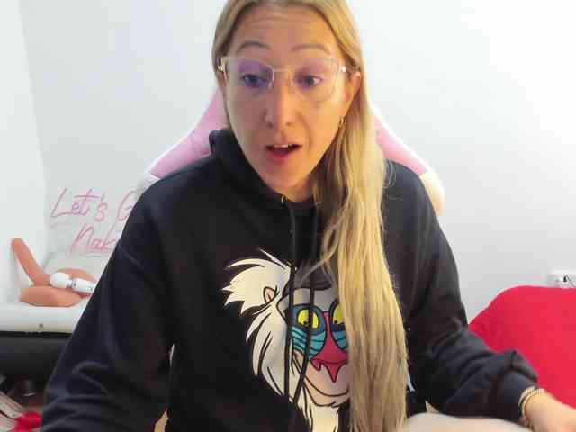 chrystal85 chrystal85