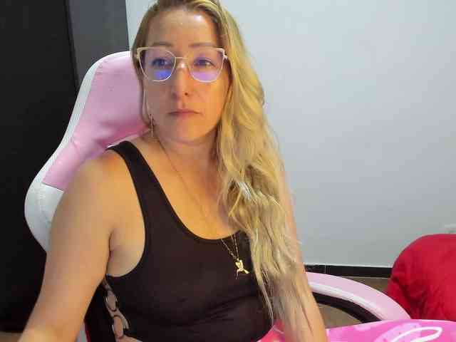 chrystal85 webcam