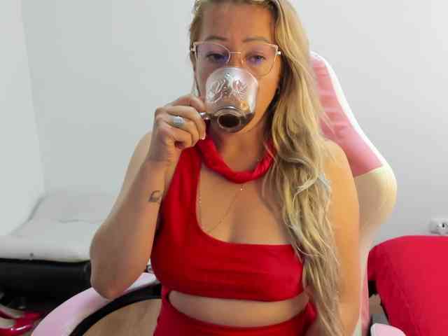 chrystal85 chrystal85