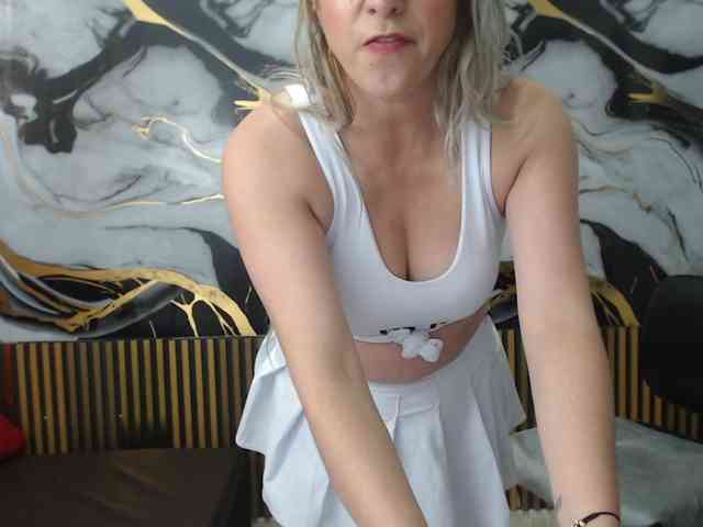 chrystal85 webcam