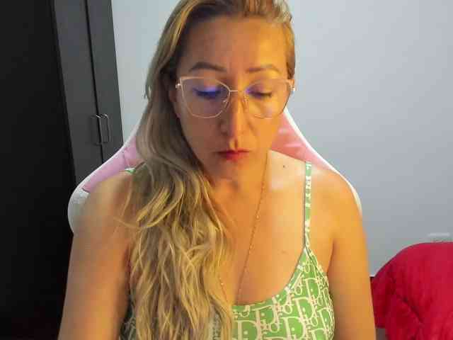 chrystal85 webcam