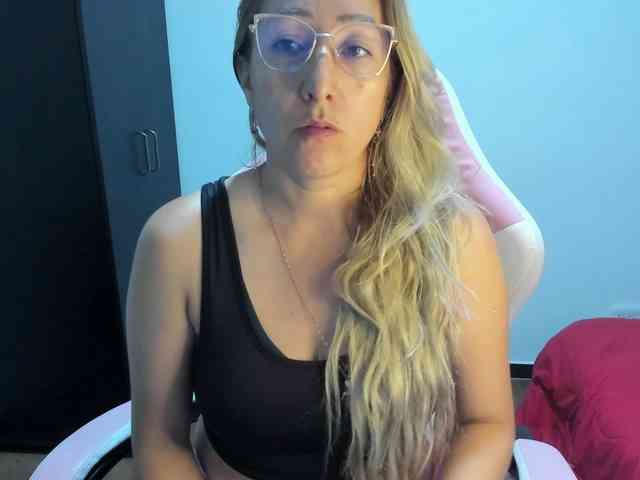 chrystal85 webcam