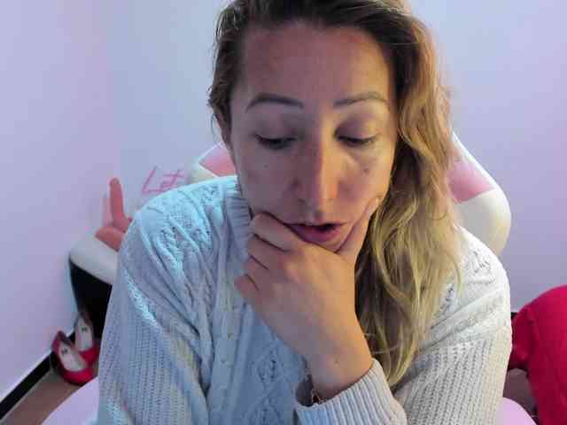 chrystal85 chrystal85