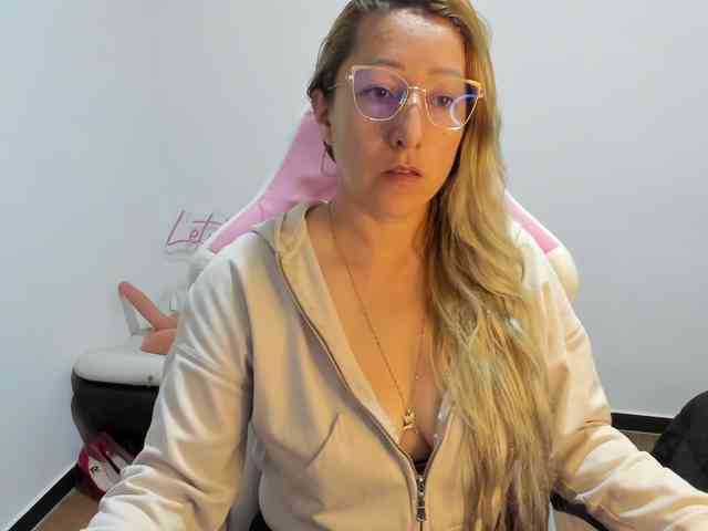 chrystal85 webcam