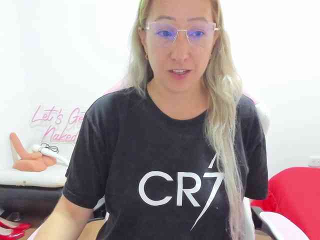 chrystal85 chrystal85