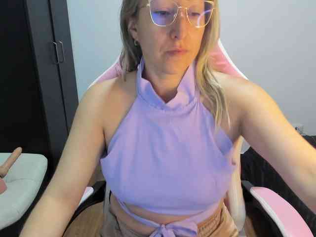 chrystal85 webcam